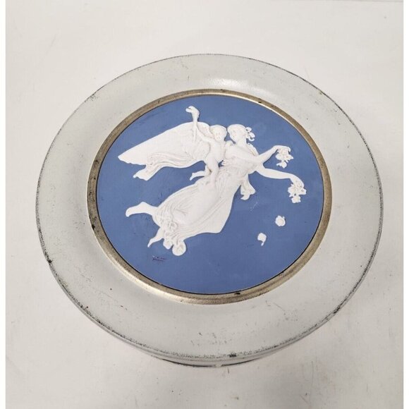 VINTAGE Wedgewood Collectible Tin Angel Cherub Raised Design Cameo 3D Round - Picture 1 of 8